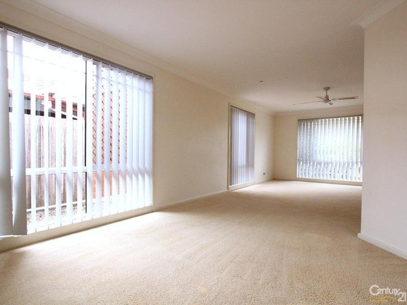 9 Bodalla Court, Wattle Grove NSW 2173