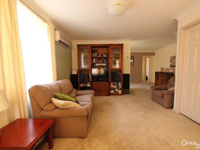 3 Monash Avenue, Wattle Grove NSW 2173