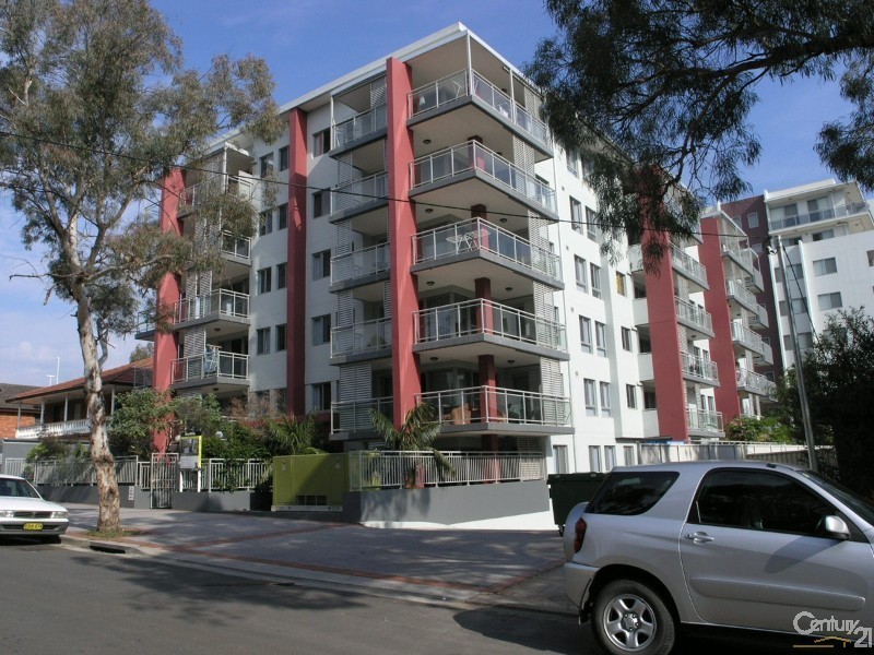 18/17-19 Northumberland Street, Liverpool NSW 2170