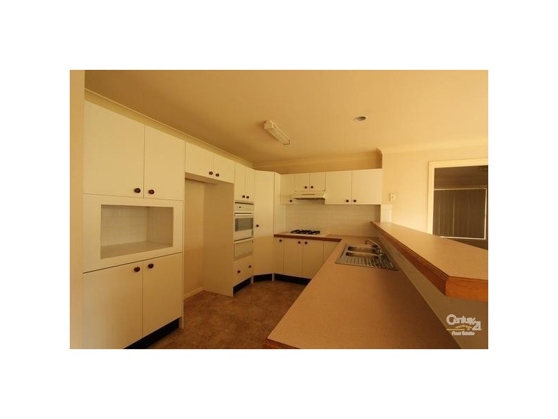 Wattle Grove NSW 2173