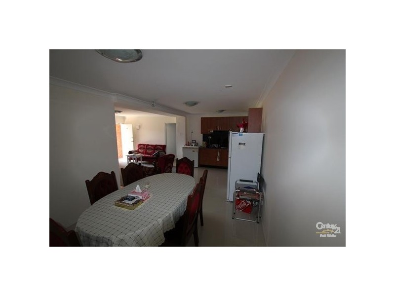 10/36 REMEMBRANCE DRIVE, Warwick Farm NSW 2170