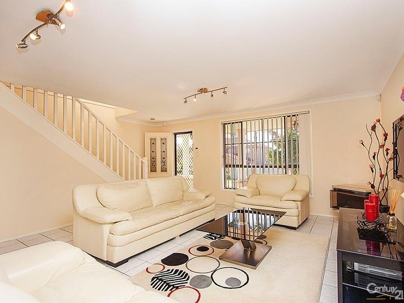 21 Culburra Street, Prestons NSW 2170