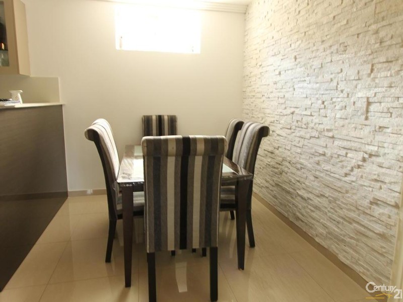 17 Westchester Avenue, Casula NSW 2170