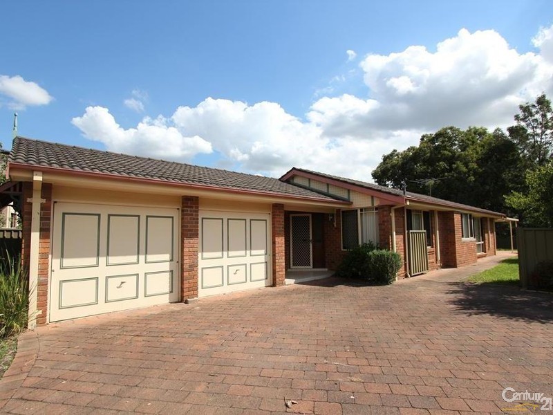4 Bibury Close, Chipping Norton NSW 2170