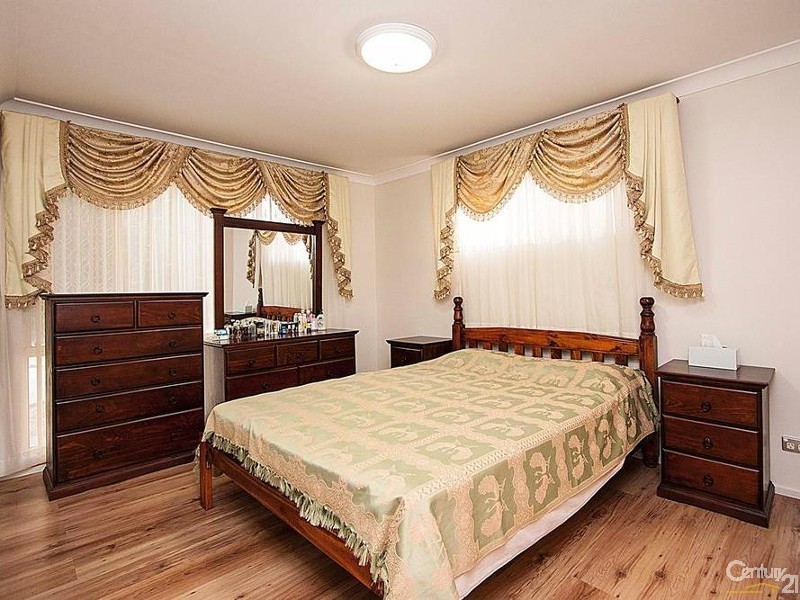 23 Blamey Road, Wattle Grove NSW 2173