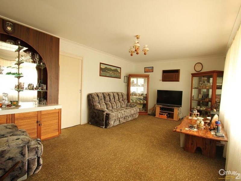 23 Binalong Avenue, Georges Hall NSW 2198