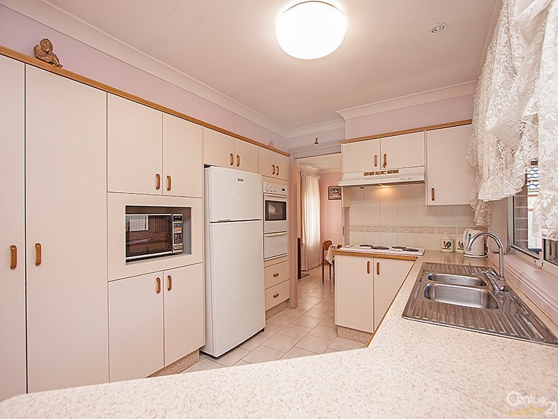 43 Whitford Road, Hinchinbrook NSW 2168