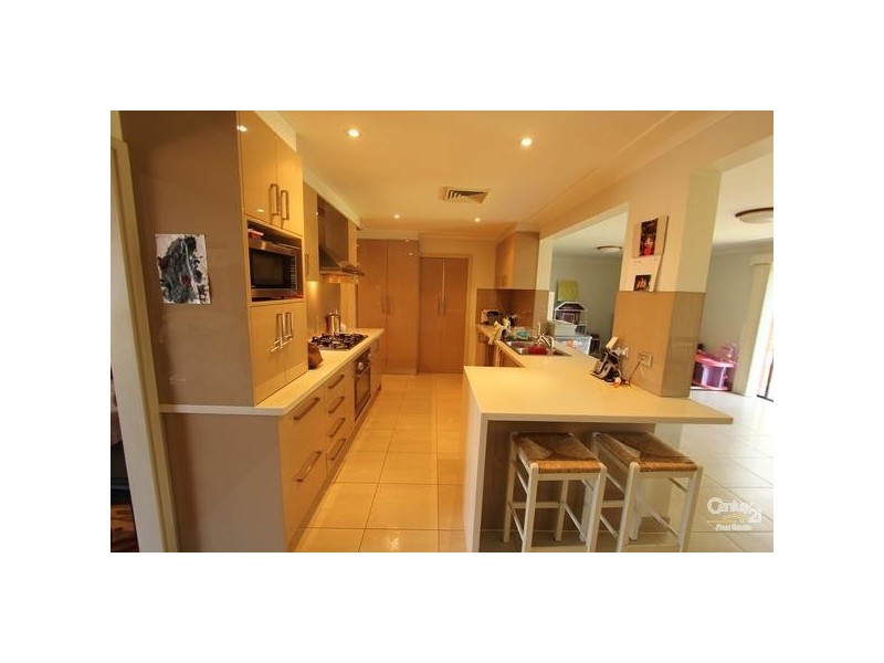 10 METCALFE AVENUE, Moorebank NSW 2170