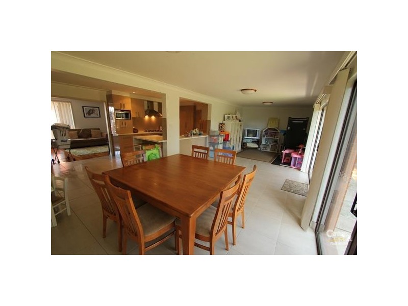 10 METCALFE AVENUE, Moorebank NSW 2170