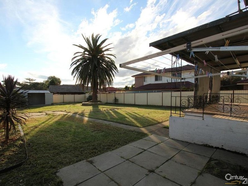 58 Flowerdale Road, Liverpool NSW 2170