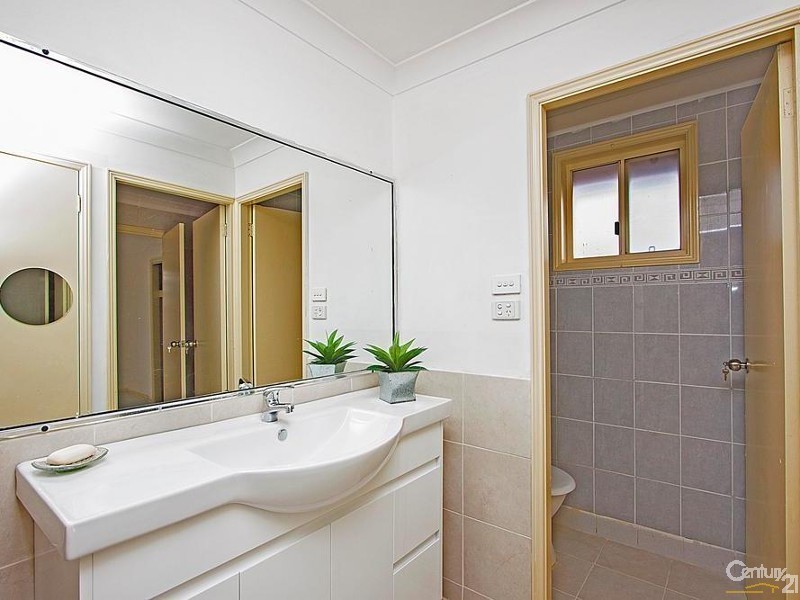 238 Green Valley Road, Green Valley NSW 2168