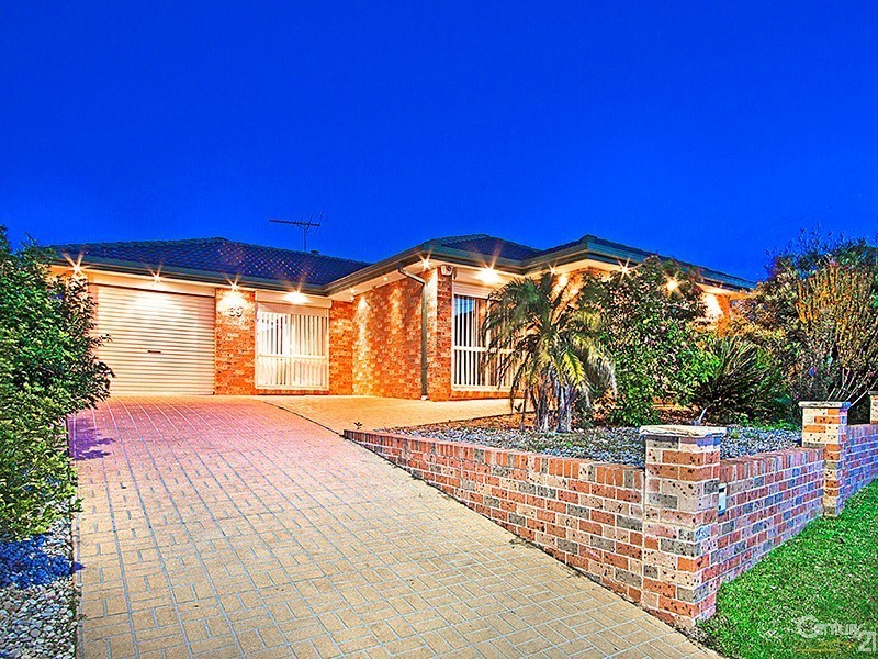 39 Minnamurra Circuit, Prestons NSW 2170