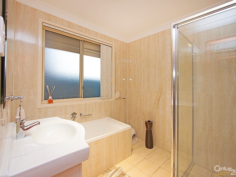 39 Minnamurra Circuit, Prestons NSW 2170