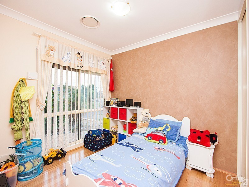 39 Minnamurra Circuit, Prestons NSW 2170