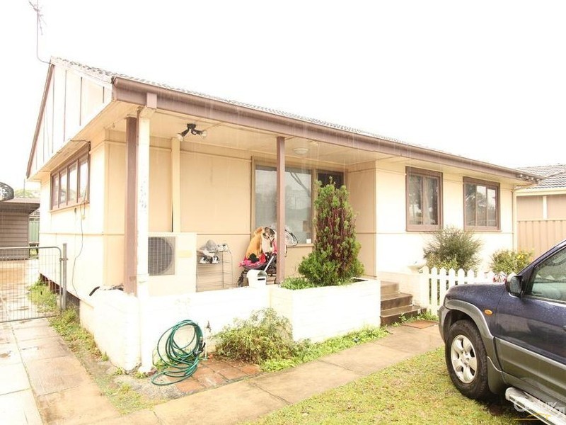 25 Ambon Road, Holsworthy NSW 2173