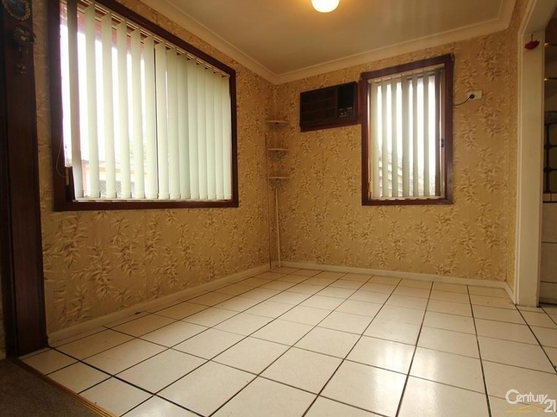 8 Antill Road, Mount Pritchard NSW 2170