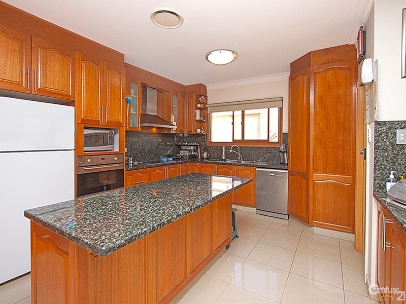 23 Roth Street, Casula NSW 2170