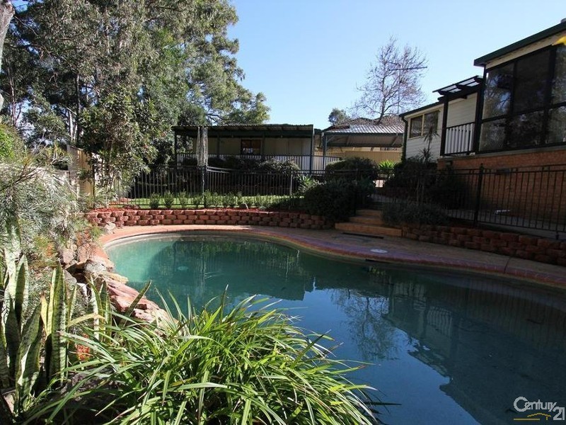 11 Rachel Crescent, Mount Pritchard NSW 2170