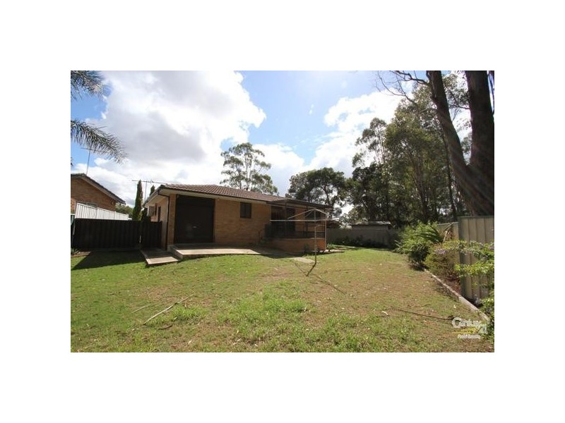 88 TROBRIAND CRESCENT, Glenfield NSW 2167