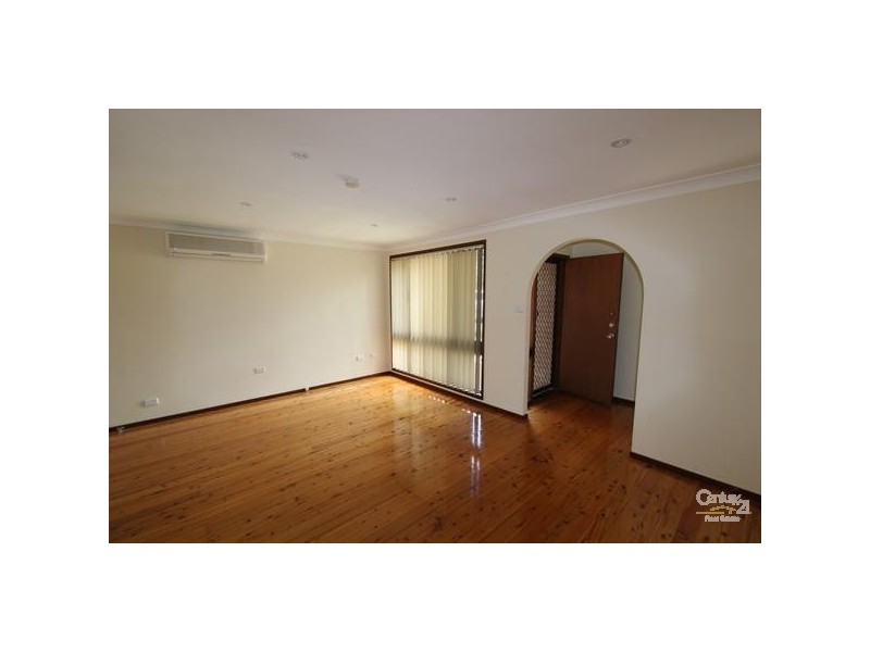 88 TROBRIAND CRESCENT, Glenfield NSW 2167