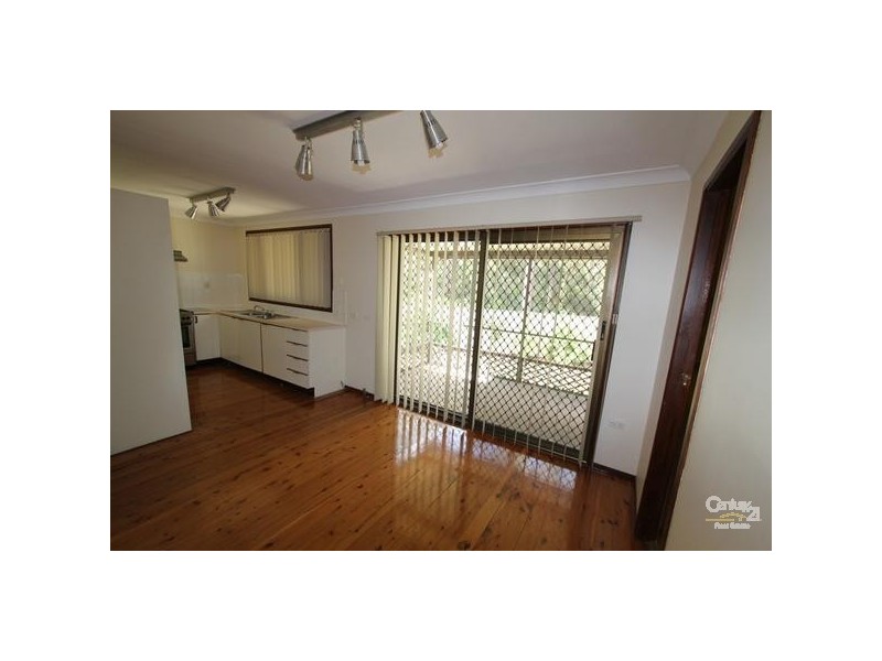 88 TROBRIAND CRESCENT, Glenfield NSW 2167