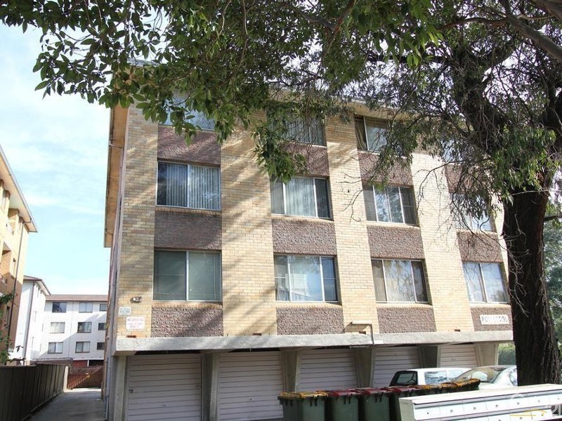 3/37 Castlereagh Street, Liverpool NSW 2170