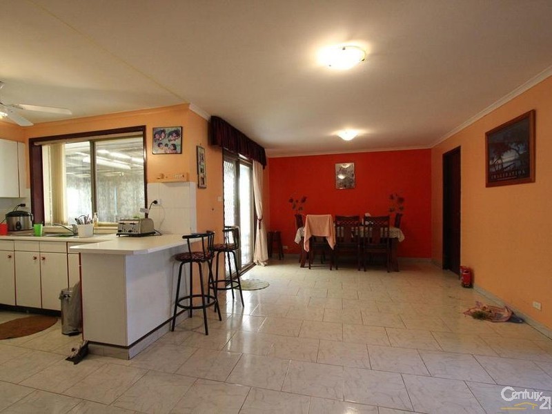 15 Winnall Place, Ashcroft NSW 2168