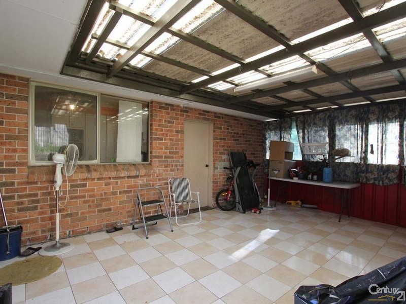 15 Winnall Place, Ashcroft NSW 2168