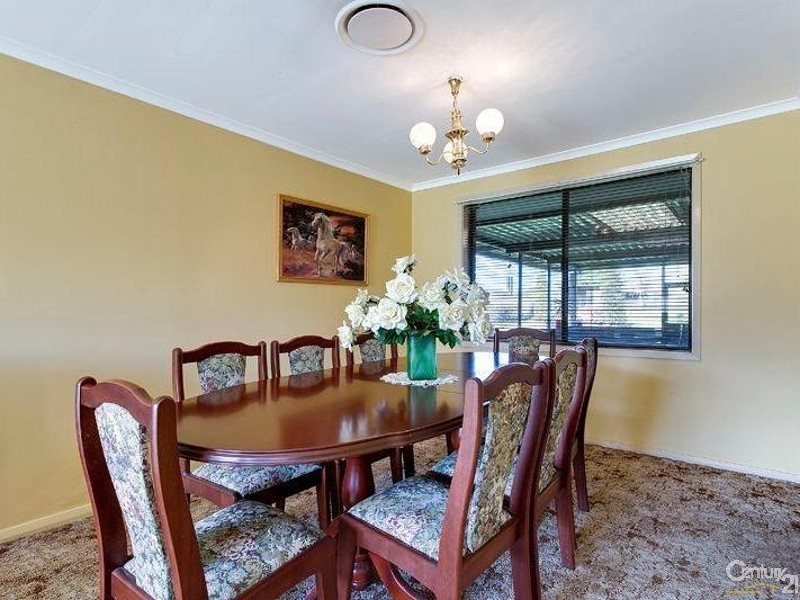 50 Bellfield Avenue, Rossmore NSW 2557