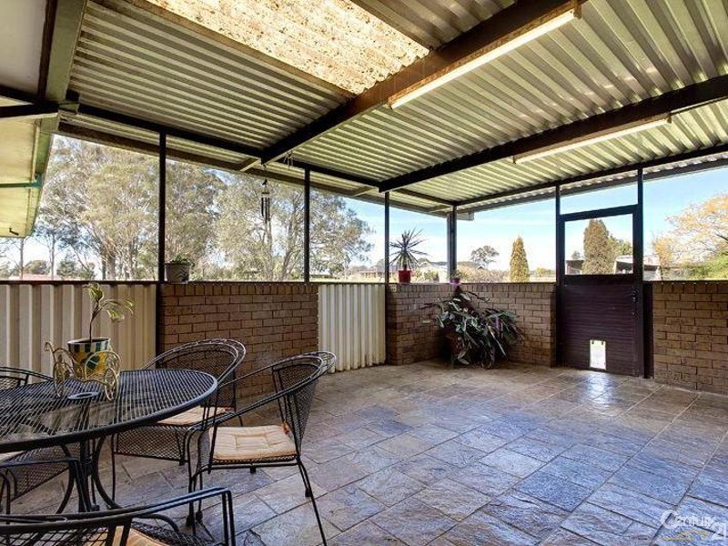 50 Bellfield Avenue, Rossmore NSW 2557