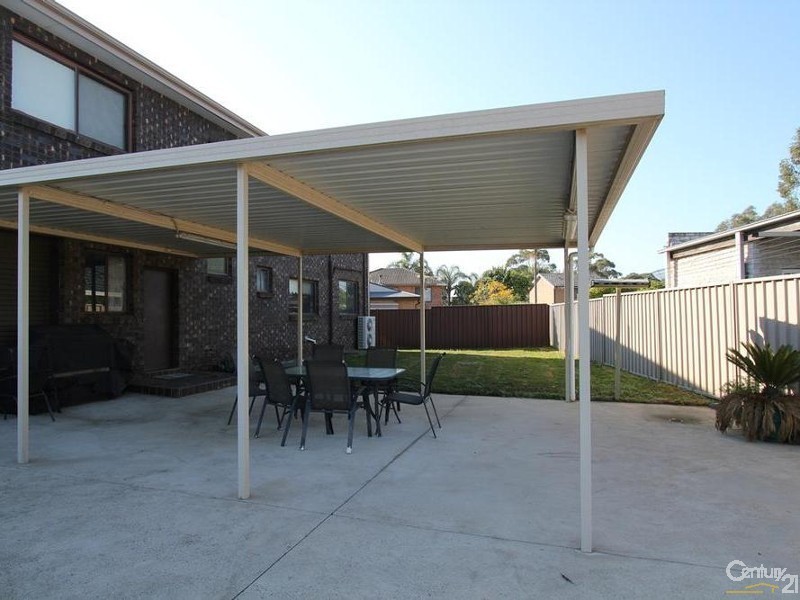 3 Ingoola Close, Moorebank NSW 2170