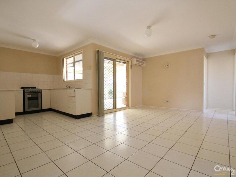 16 Bellingen Way, Hoxton Park NSW 2171