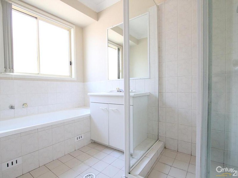 16 Bellingen Way, Hoxton Park NSW 2171