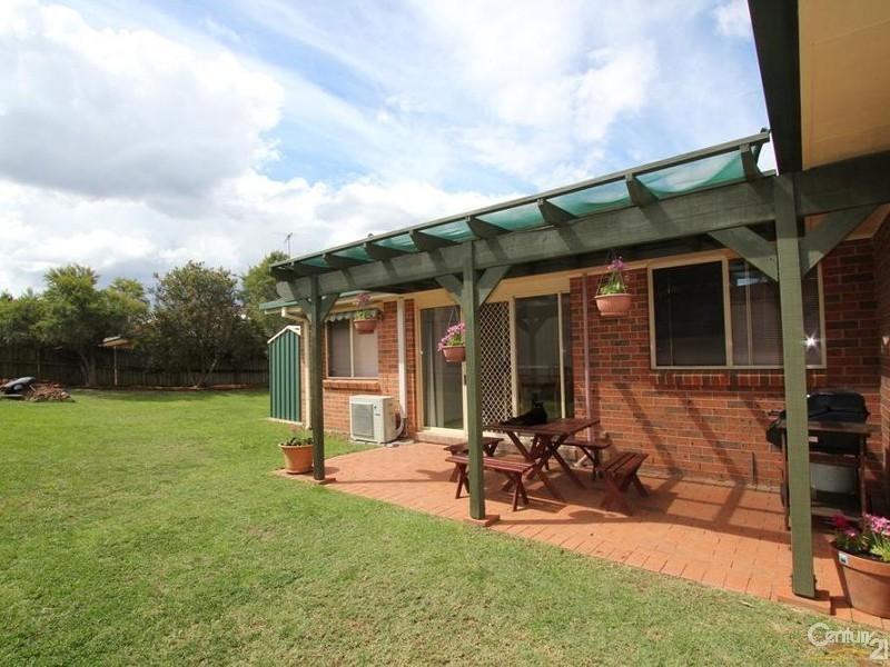 3 Durack Close, Casula NSW 2170