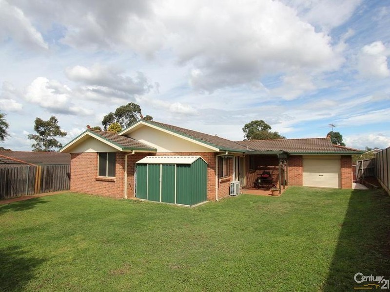 3 Durack Close, Casula NSW 2170