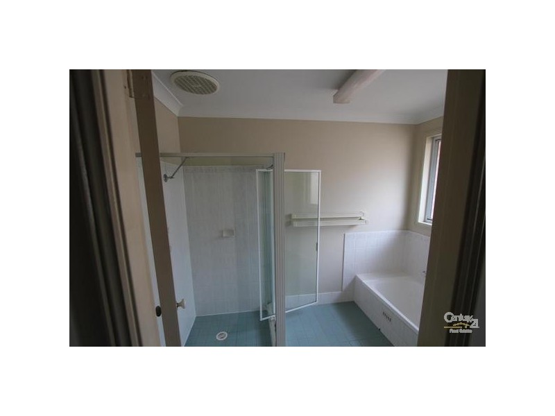 27 BUNGONIA COURT, Wattle Grove NSW 2173