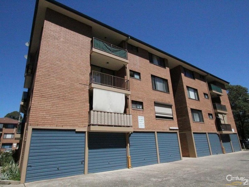 62/142 Moore Street, Liverpool NSW 2170