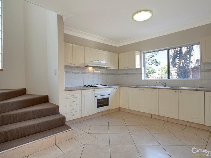 1/120 Oxford Street, Smithfield NSW 2164