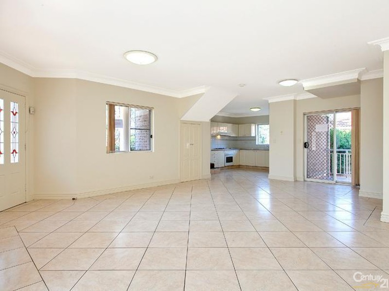 1/120 Oxford Street, Smithfield NSW 2164