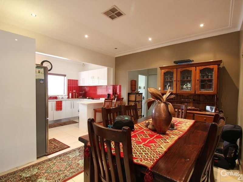 9 Patricia Avenue, Mount Pritchard NSW 2170