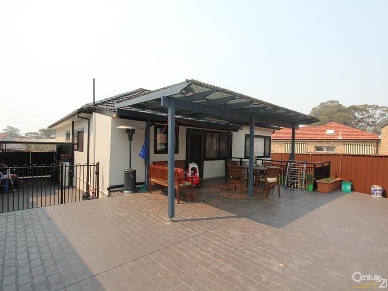 9 Patricia Avenue, Mount Pritchard NSW 2170