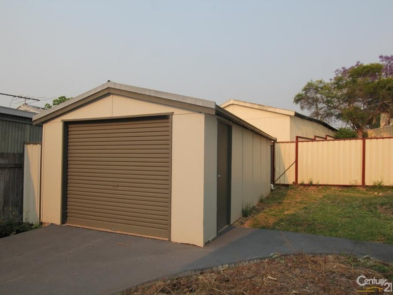 8 Ann Crescent, Mount Pritchard NSW 2170