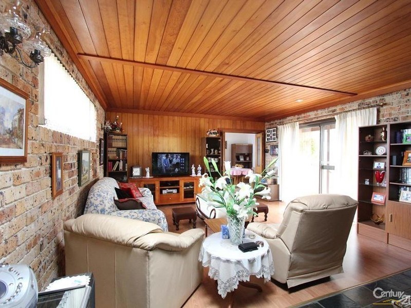 60 Webster Road, Lurnea NSW 2170