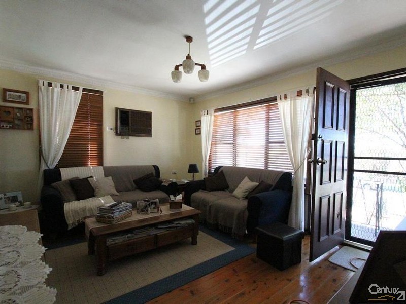 35 Aberdeen Road, Busby NSW 2168