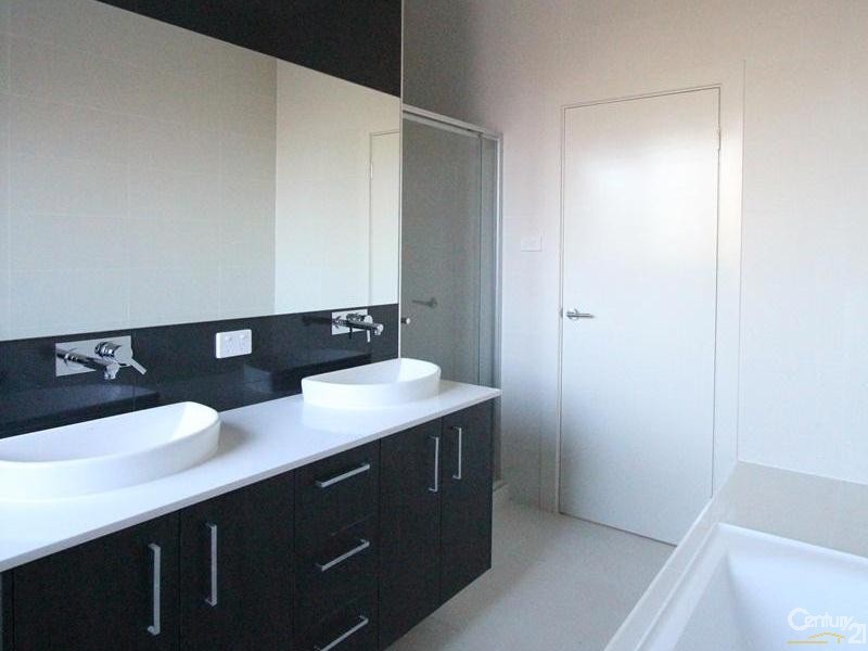 126 Hemphill Avenue, Mount Pritchard NSW 2170