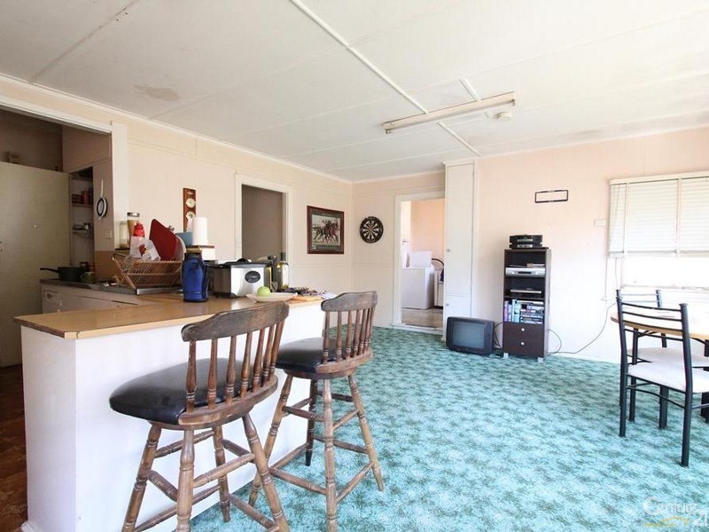 1 Fitzpatrick Crescent, Casula NSW 2170