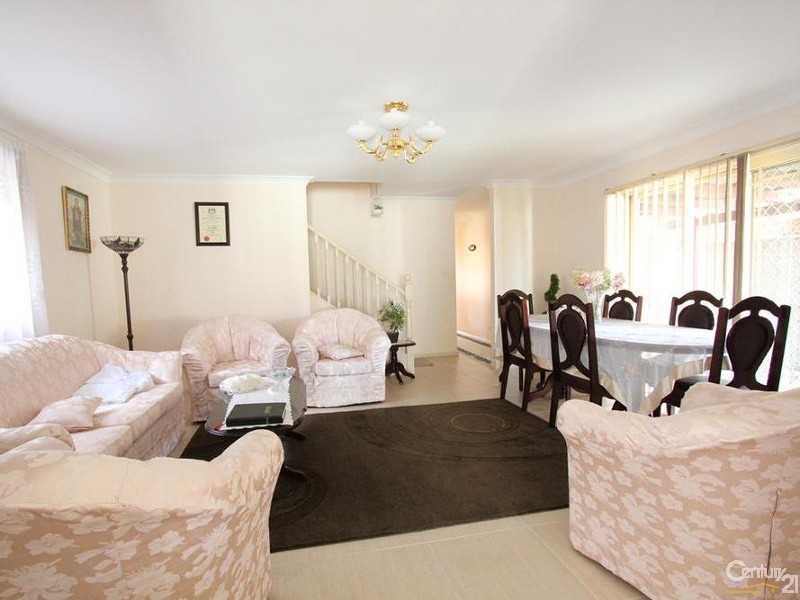 140B Renton Avenue, Moorebank NSW 2170