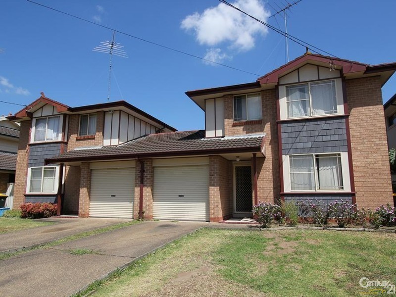 140B Renton Avenue, Moorebank NSW 2170