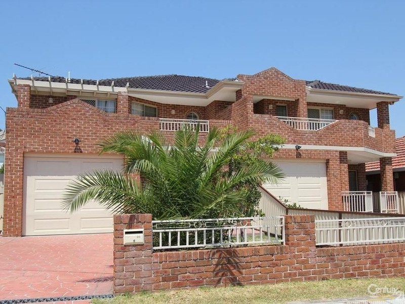 96 Banksia Road, Greenacre NSW 2190