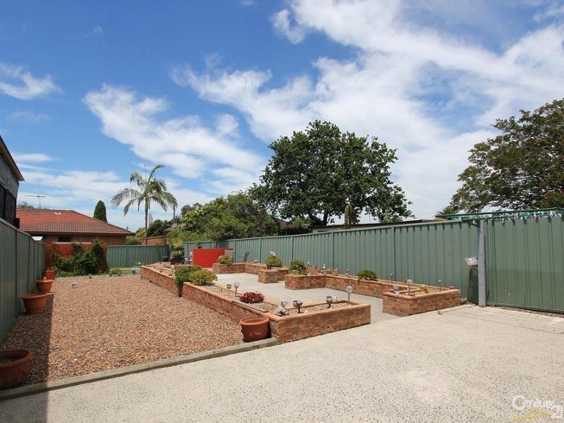 5 Caledonian Street, Bexley NSW 2207